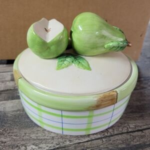 Bella Casa By Ganz 3D Pear Dish